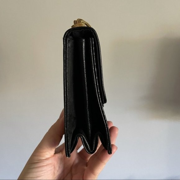 Vintage Black Clutch Gold Chain Detailing - Picture 9 of 16